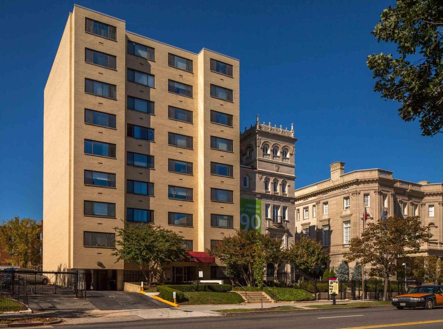2620_exterior